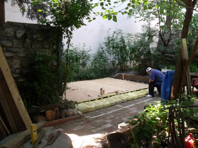 2015 - Bicskey Lukács Színpad építés a Művészföldén .2015 - Bicskey Luke Stage construction. Artists in the field of land