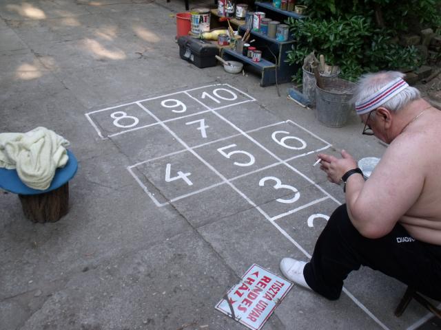 2015 - Bicskey Lukács Színpad építés a Művészföldén .2015 - Bicskey Luke Stage construction. Artists in the field of land