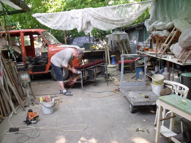 2015 - Bicskey Lukács Színpad építés a Művészföldén .2015 - Bicskey Luke Stage construction. Artists in the field of land